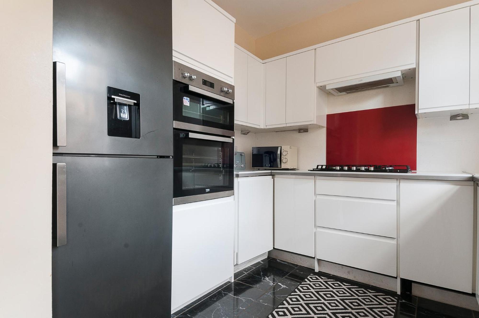 2 Bed Property, Sleeps 5, Free Parking, Near City Centre เอดินบะระ ภายนอก รูปภาพ