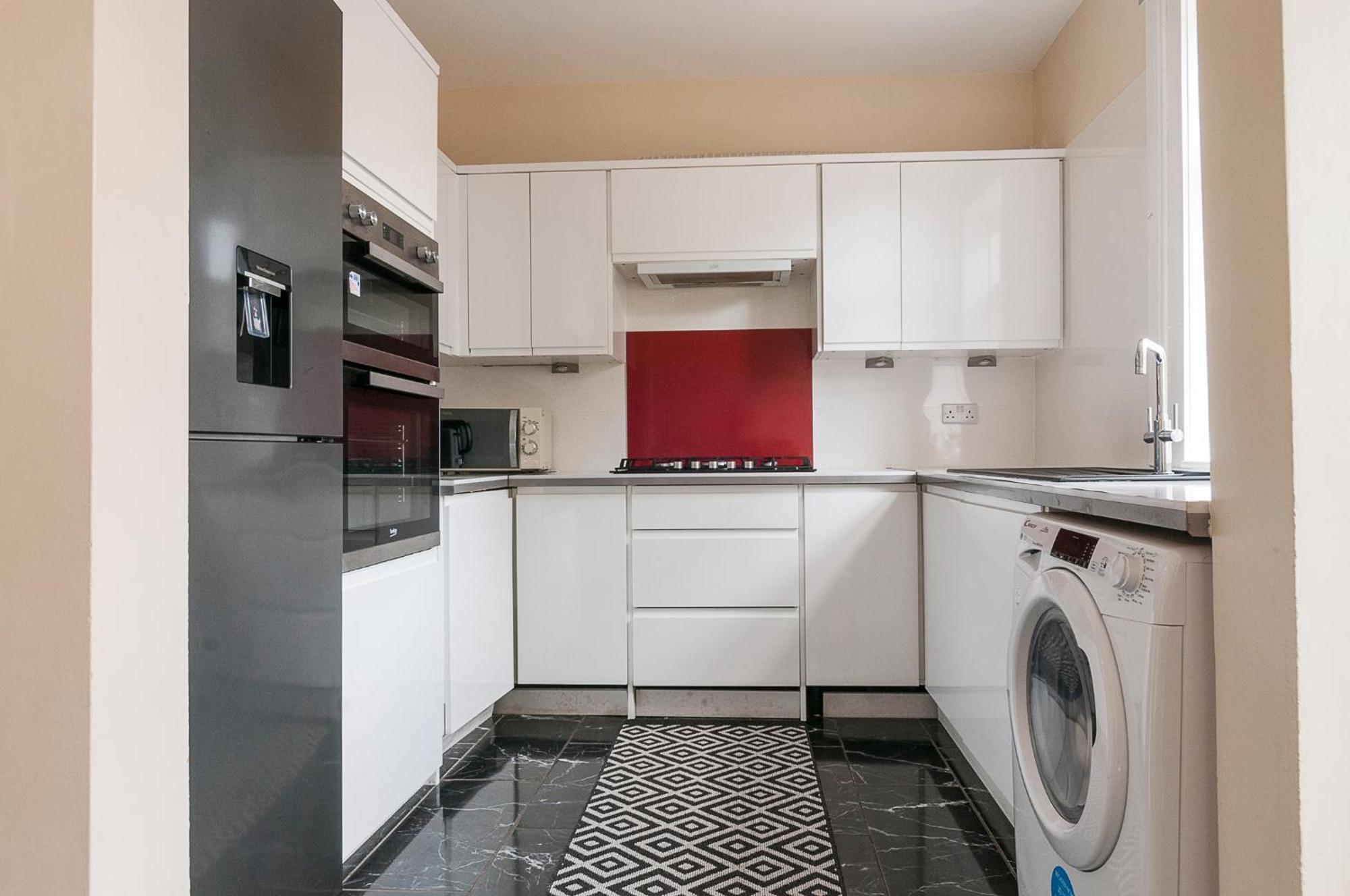 2 Bed Property, Sleeps 5, Free Parking, Near City Centre เอดินบะระ ภายนอก รูปภาพ